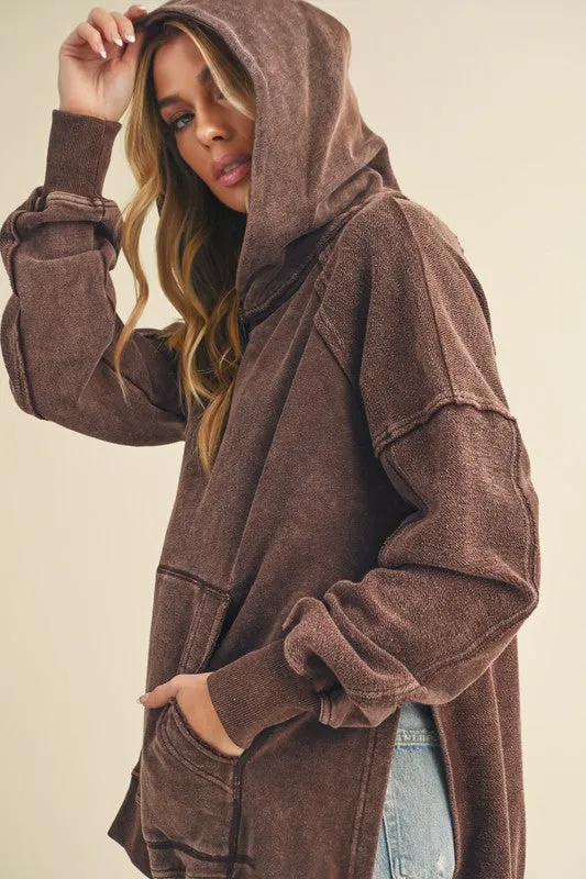 Aemi   Co Exposed Seam Side Slit Hoodie with Kangaroo Pocket