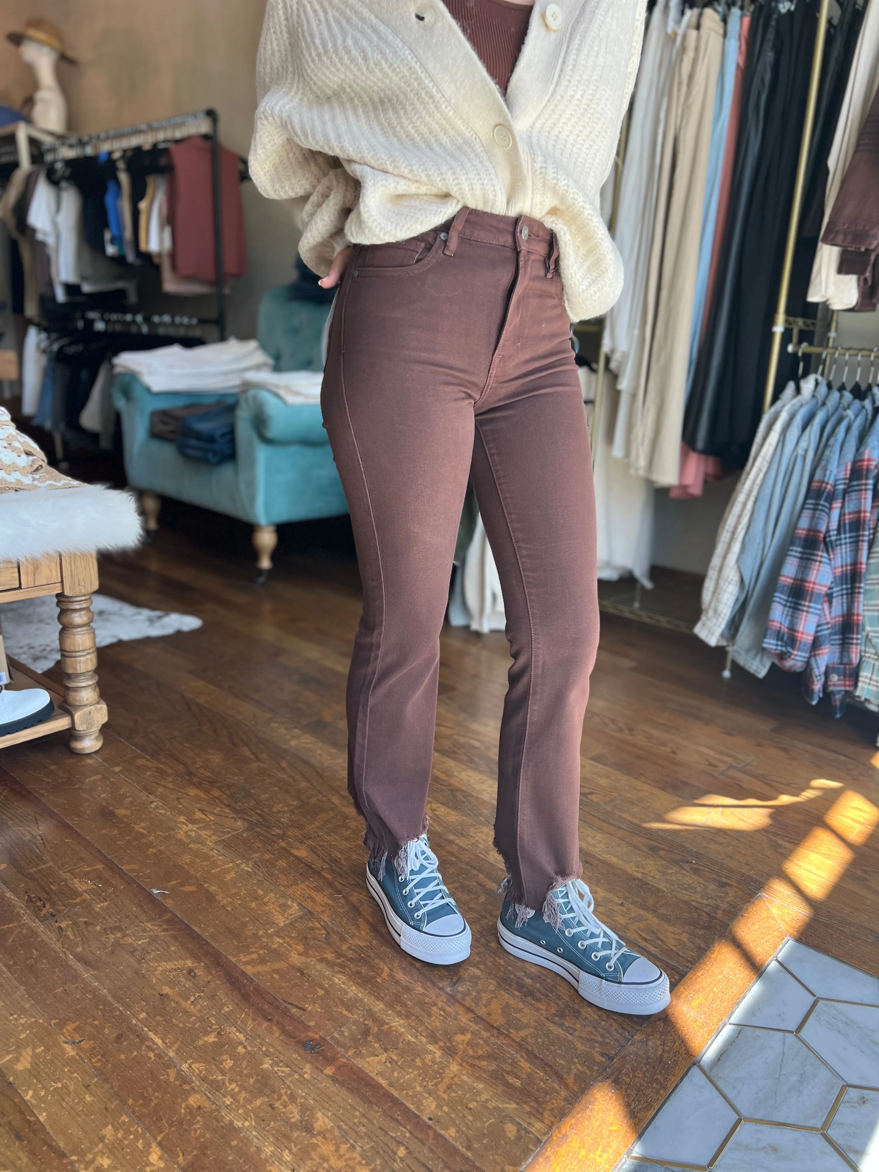 High Rise Crop Flare In Chocolate