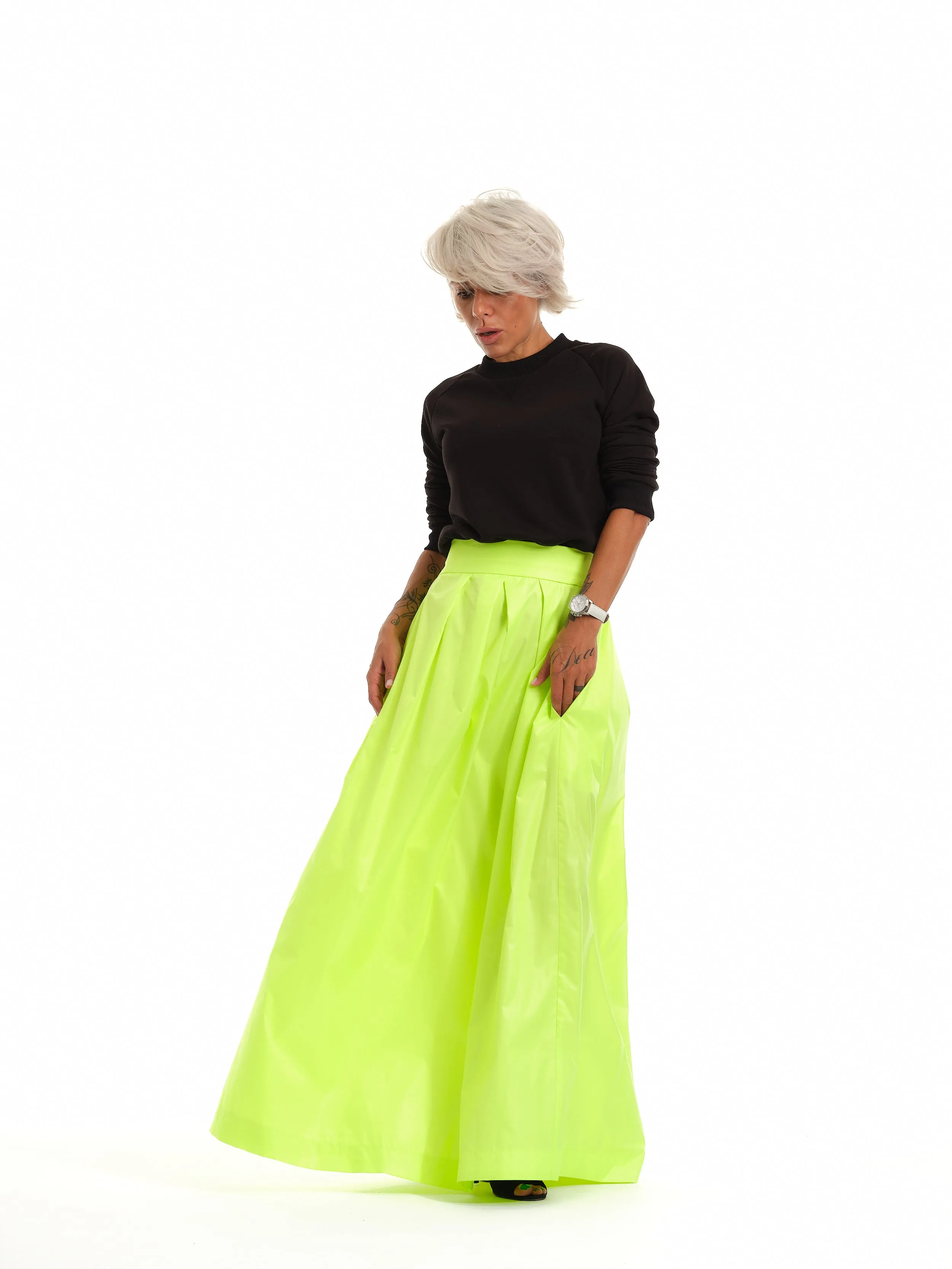 High-Waisted Neon Green Maxi Skirt with Elastic Waistband