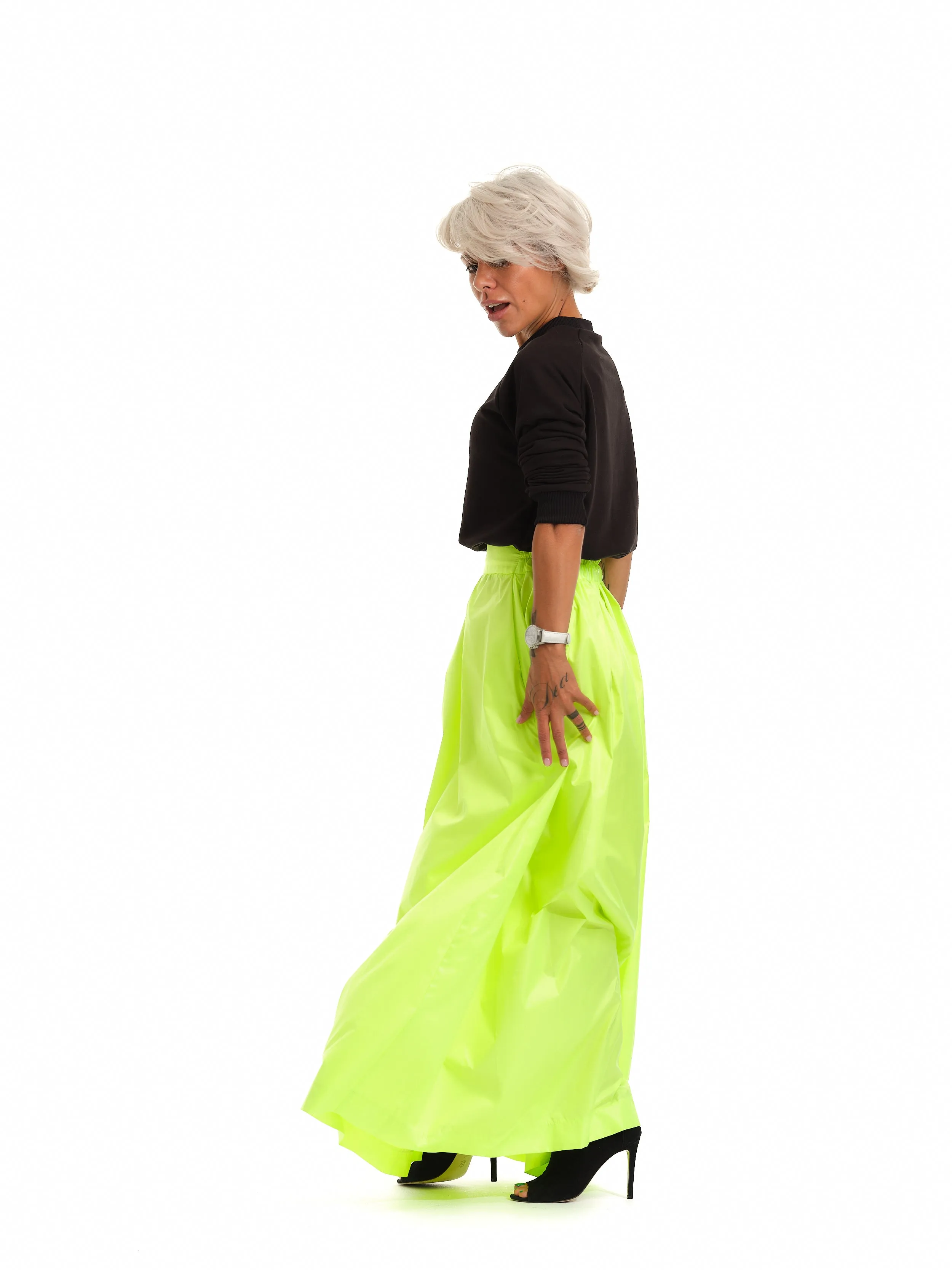 High-Waisted Neon Green Maxi Skirt with Elastic Waistband