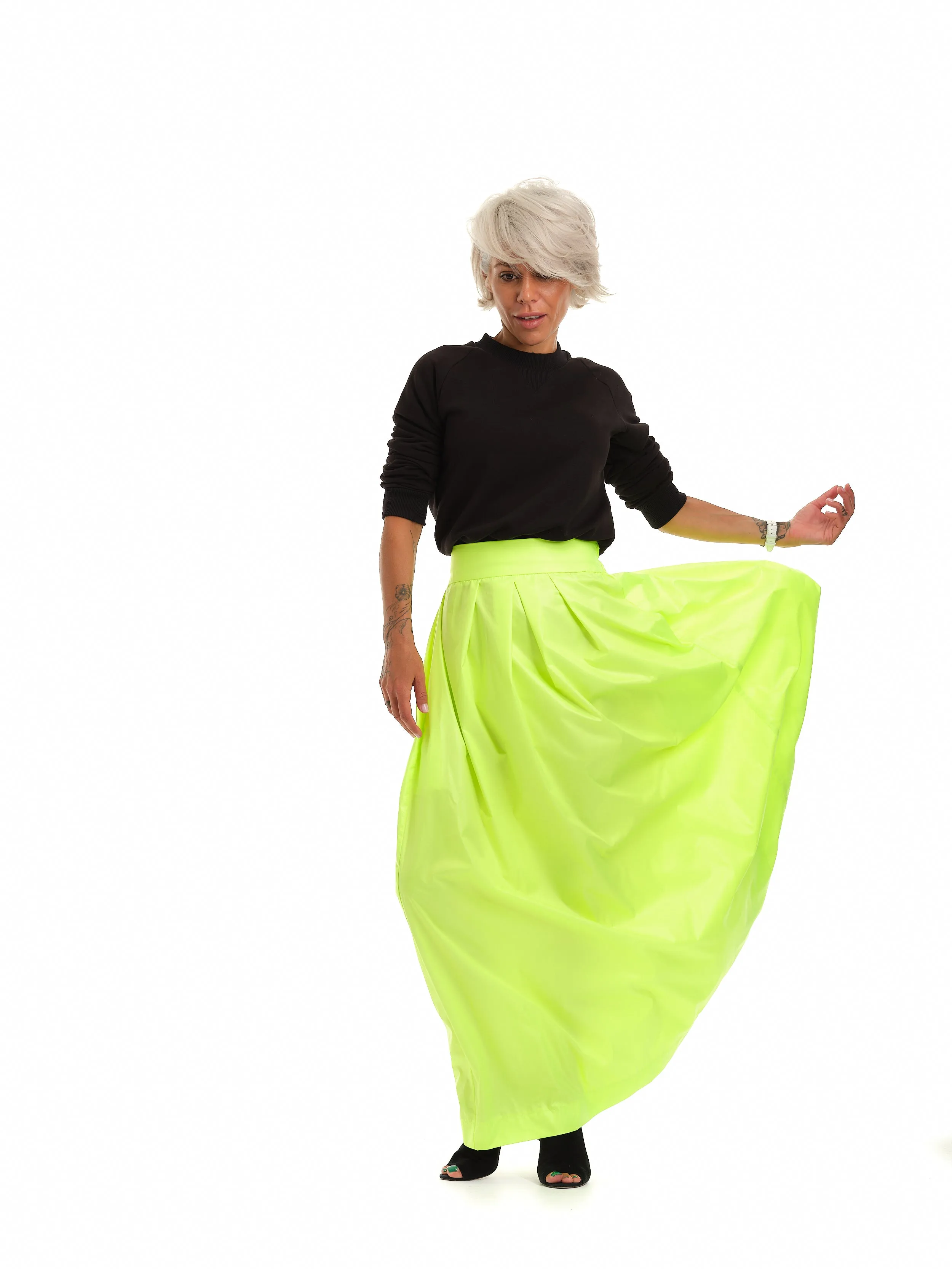 High-Waisted Neon Green Maxi Skirt with Elastic Waistband
