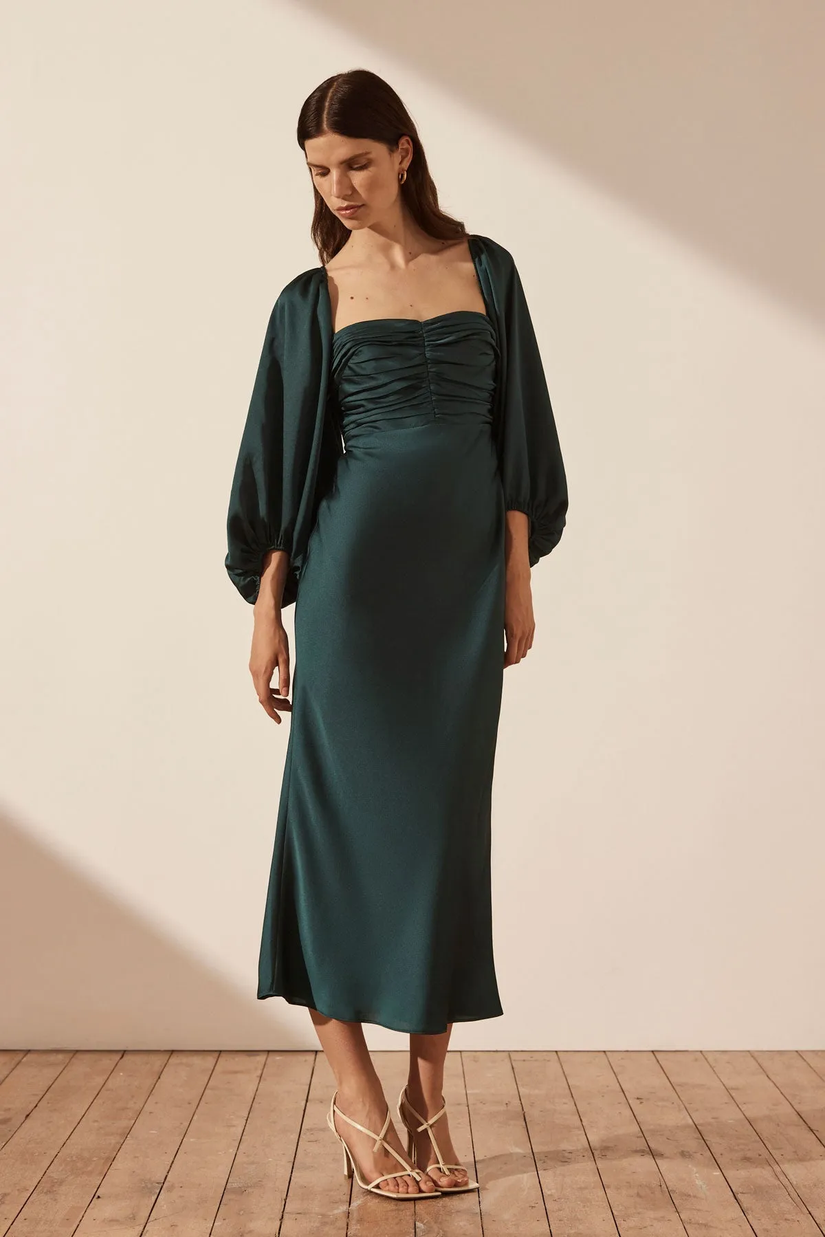 LUXE RUCHED BODICE LONG SLEEVE MIDI DRESS - EMERALD