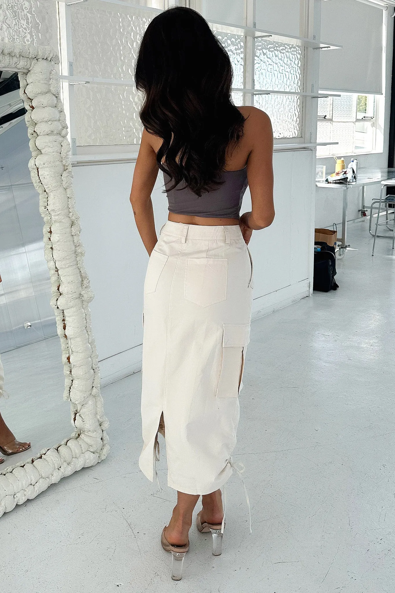 Tari Midi Skirt - Beige