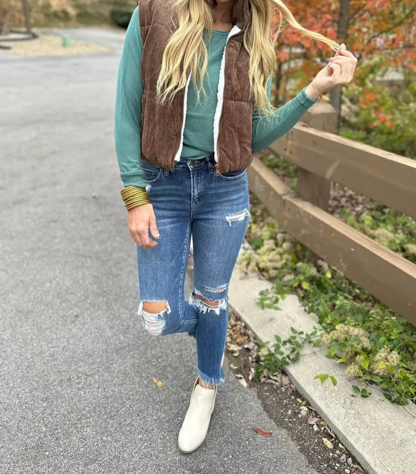The Shanon Mid Rise Crop Skinny Denim Jeans - Mica *