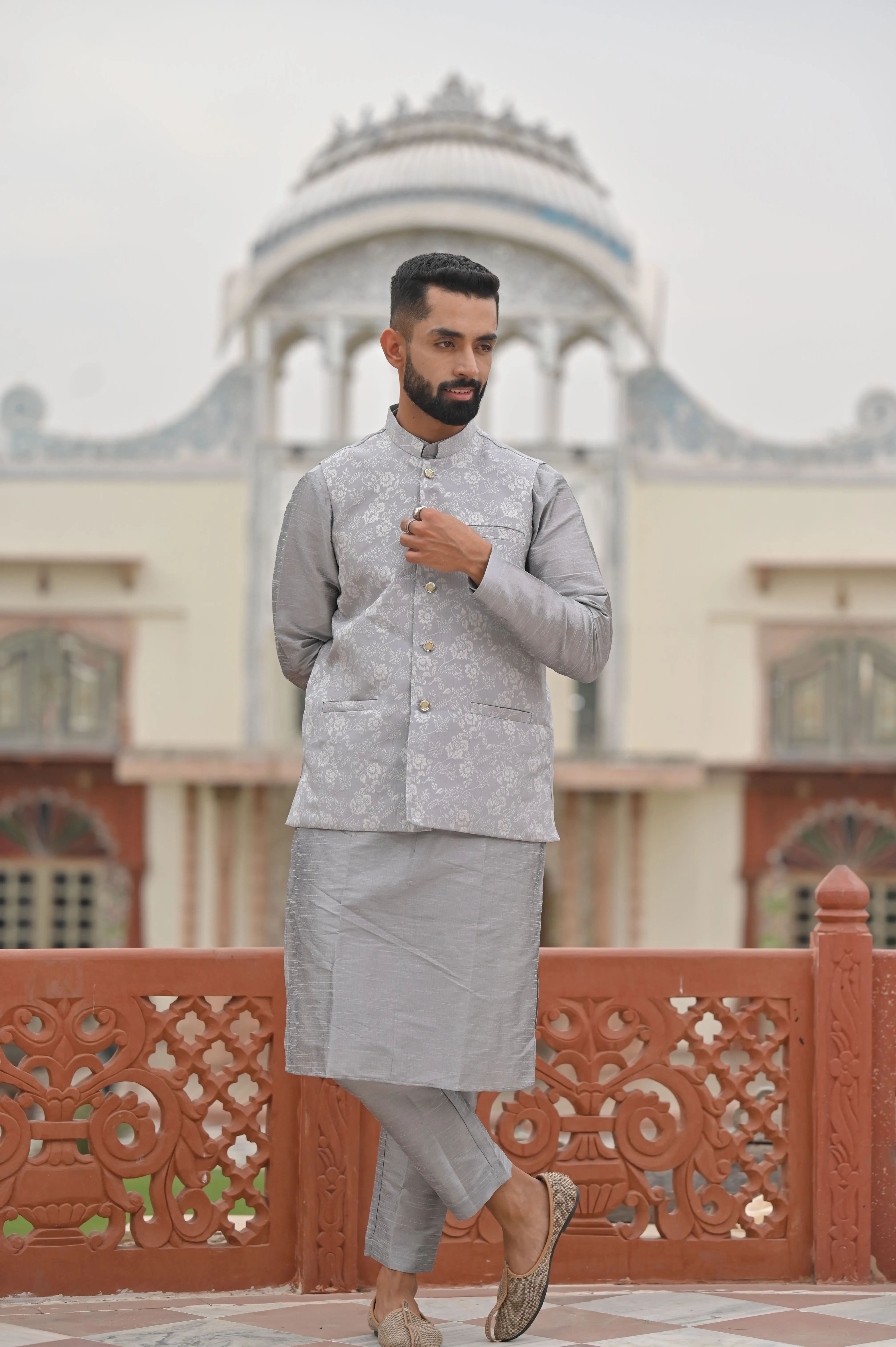 Timeless Festive Brocade Vasket