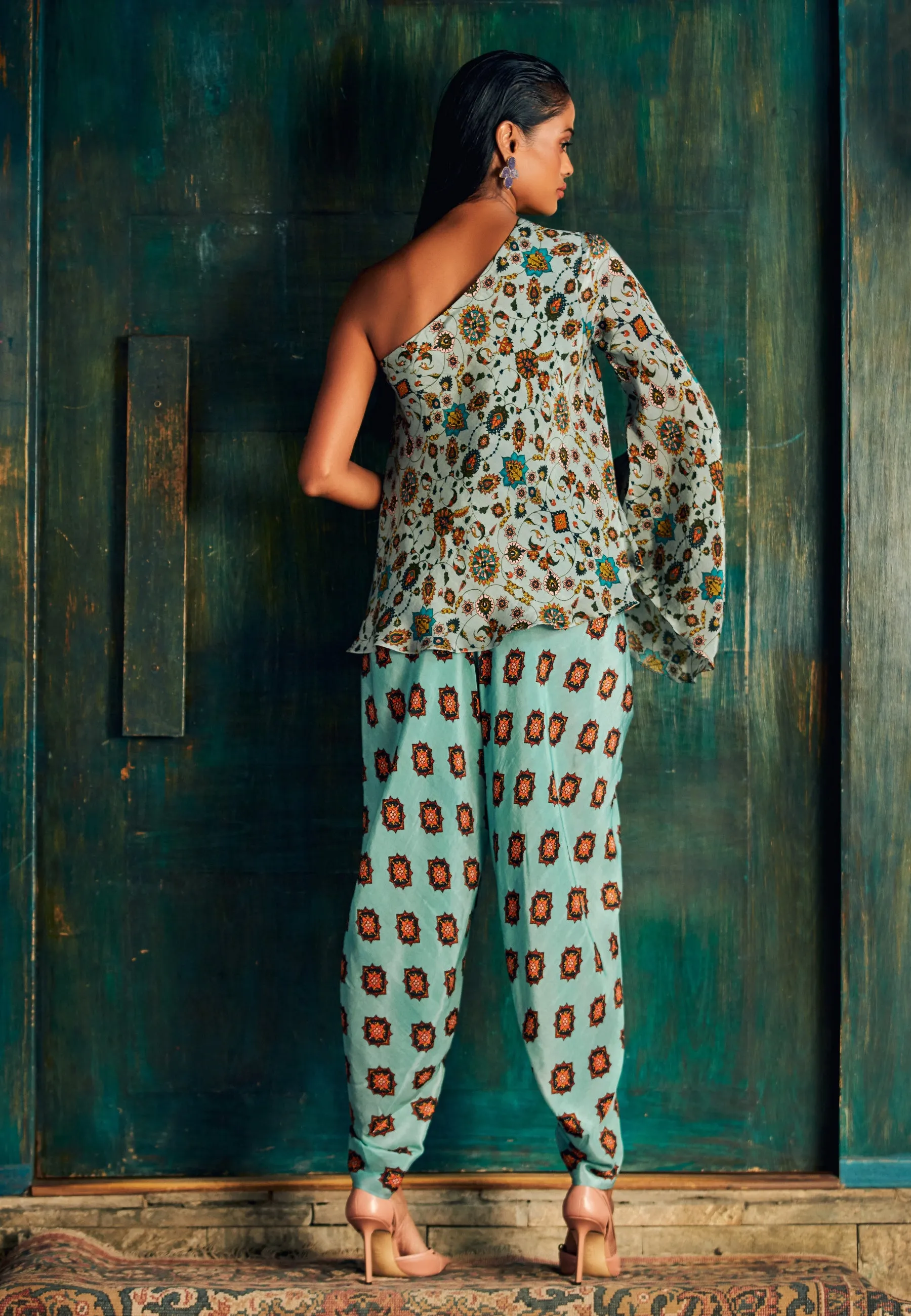TOP & TULIP PANTS