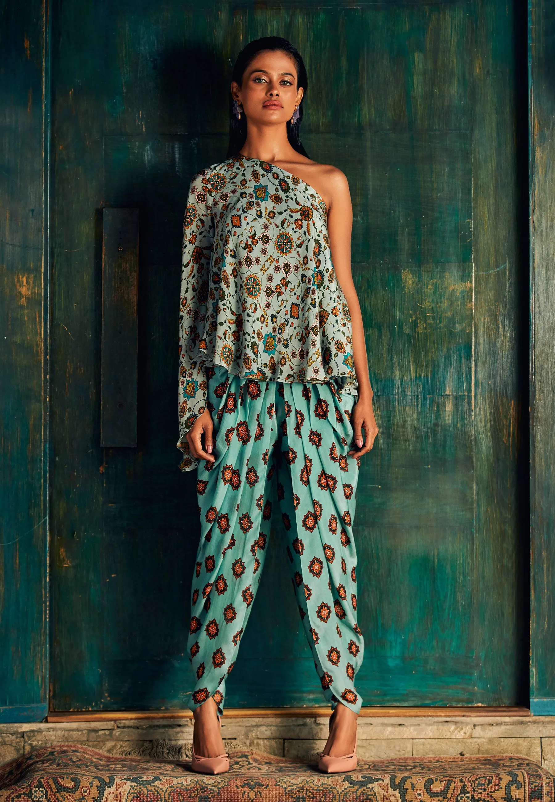 TOP & TULIP PANTS