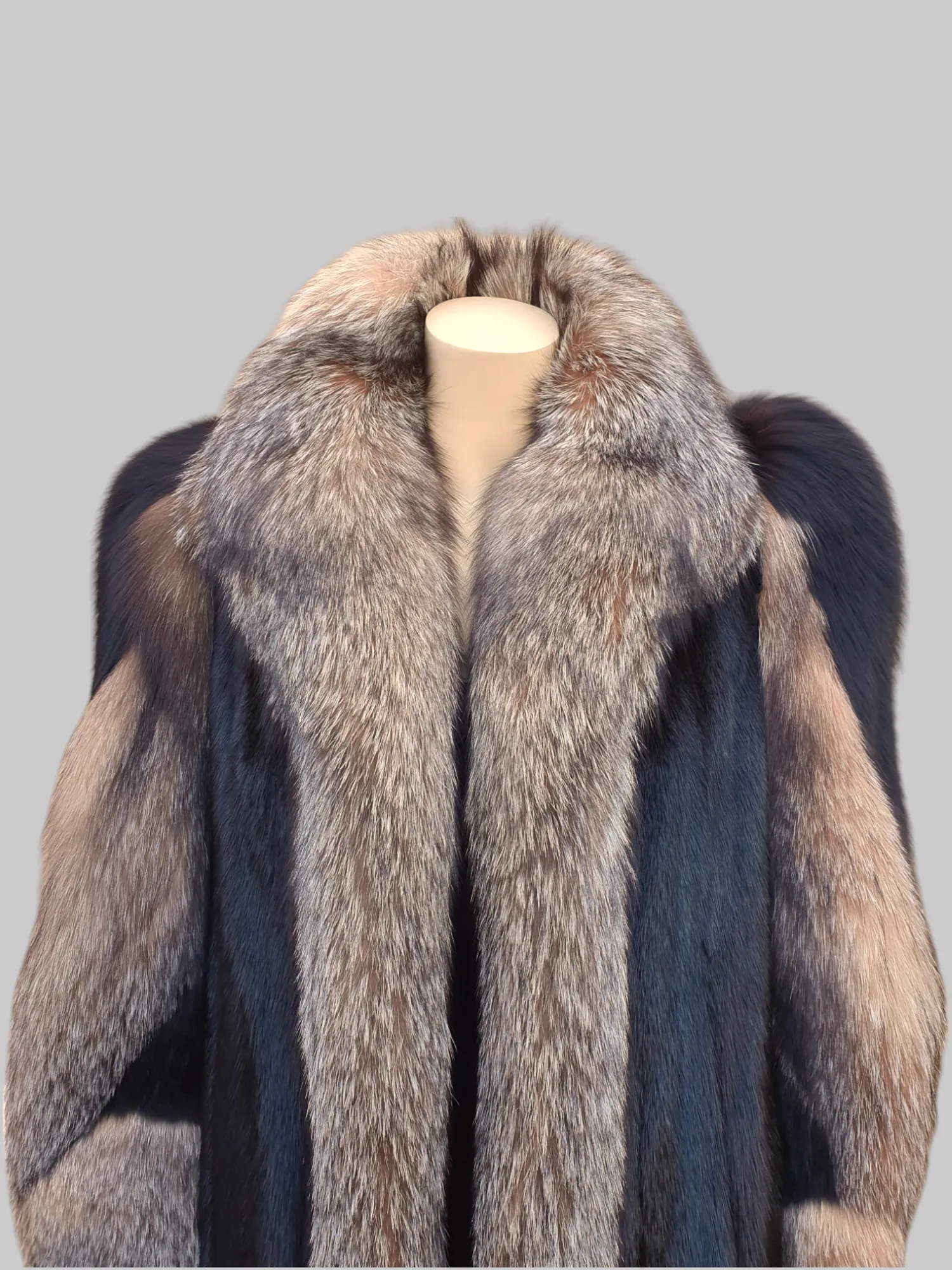 Vintage Dark Brown Mink w/ Krystal Fox Trim Coat -Medium