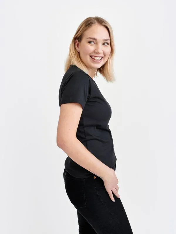 W's O-neck T-shirt - Recycled Cotton & Recycled Polyester