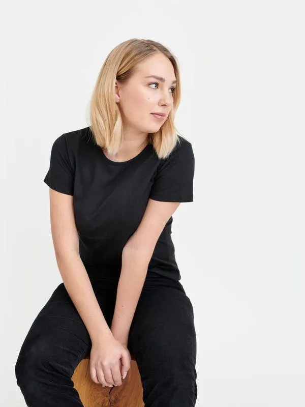 W's O-neck T-shirt - Recycled Cotton & Recycled Polyester